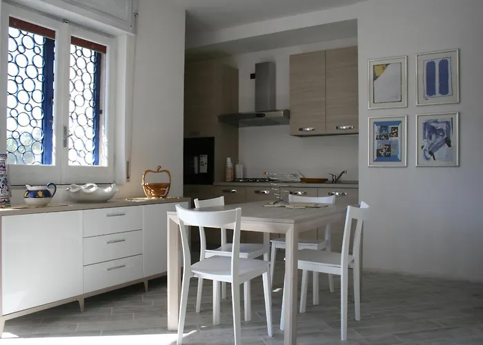 Apart-hotel Pioppihouse 3*